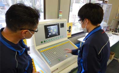 Training on experiencing pointing and calling