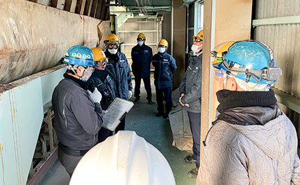 Risk prediction before the start of work along with the partner company employees