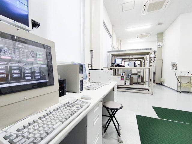 分析作業自動化に不可欠な分析機器